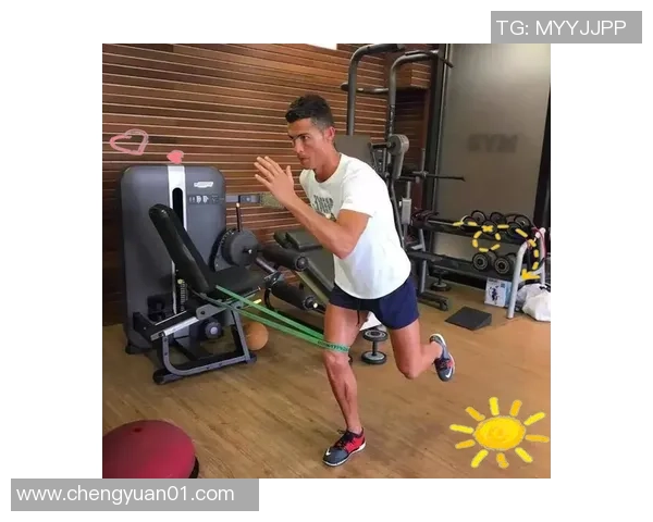 C罗体重揭秘:如何保持巅峰状态的秘密与饮食习惯分析 C罗体重揭秘:如何保持巅峰状态的秘密与饮食习惯分析