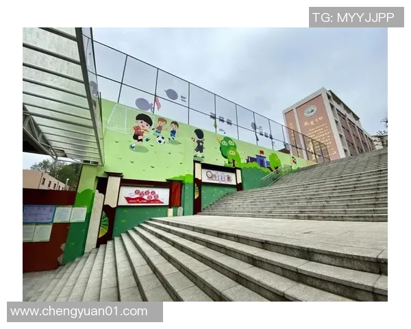 精彩纷呈的彩绘足球高清图片欣赏与分享,让你领略足球艺术的魅力与创意 精彩纷呈的彩绘足球高清图片欣赏与分享,让你领略足球艺术的魅力与创意